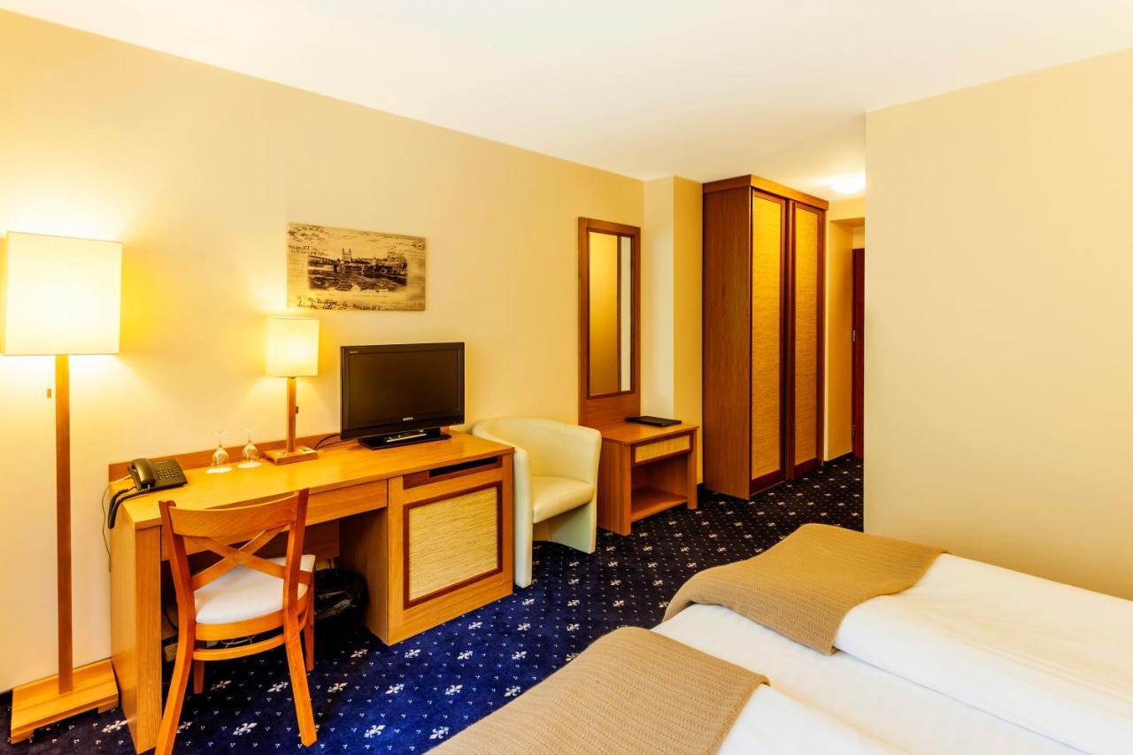 Park Villa Hotel Vilnius Ruang foto